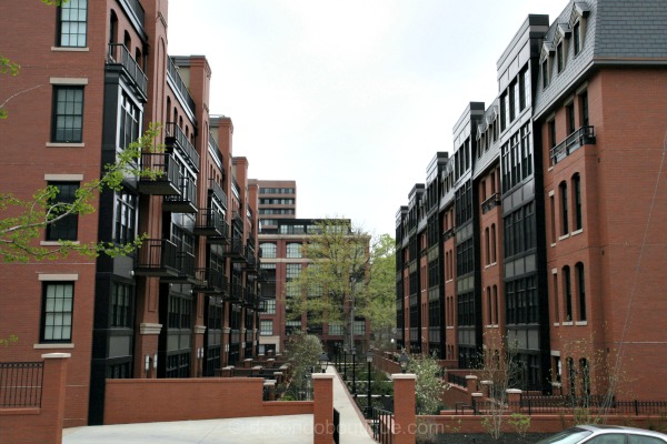 <a href="https://selectatgaslightsquare.neighborhood.online/about/resources">Resources</a> 62a93835-b57b-4640-bcb3-a51e96414f50.jpg